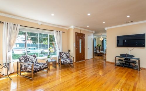 503 Geneva St, Glendale CA  91206-3308 exterior