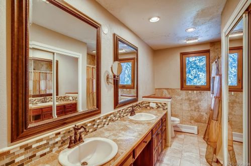 8425 Doubleheader Ranch Rd, Morrison CO 80465-2511 exterior