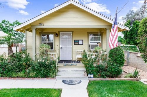 3580 Harding St, Riverside CA  92506-2636 exterior