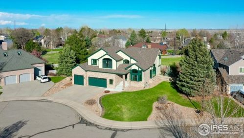 828 Mount Evans Ct, Broomfield, CO 80027