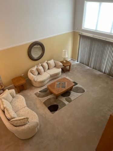 77 Odyssey Dr, Tinley Park, IL 60477-4853