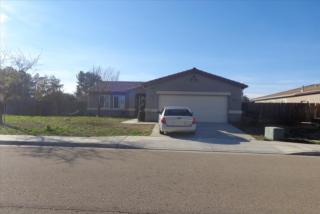 2152 Playa Ave, Fresno, CA 93727-6327