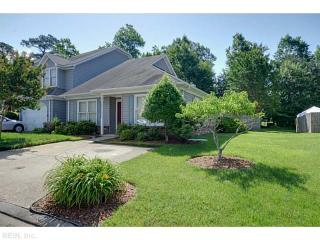 112 Gnarled Oak Ln, Yorktown, VA 23692-6124