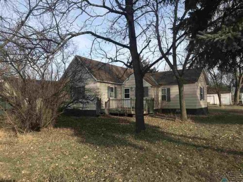 202 Juniper Ave, Marion, SD 57043-2135