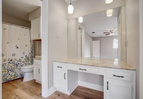 6535 Fair Vly Trl, Austin TX  78749-1250 exterior