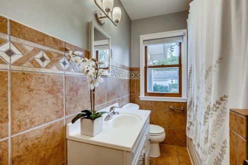 5832 46th Ave, Minneapolis MN  55417-3026 exterior