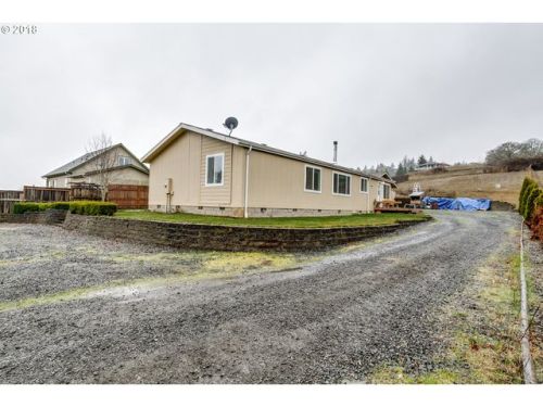 610 8th St, Alpine, OR 97456-8404
