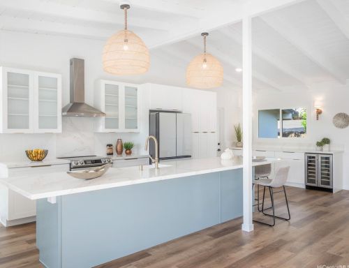 1346 Nehoa St, Honolulu HI  96822-3074 exterior