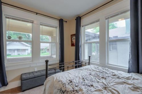 1085 Metropolitan Pkwy, Atlanta GA  30310-3437 exterior