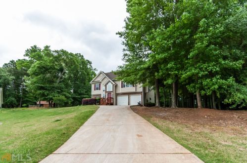 449 Abbey Pl, Villa Rica, GA 30180-7389