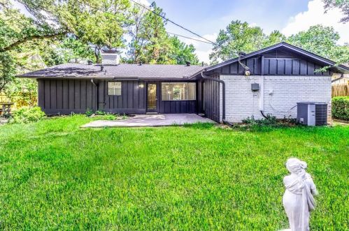 1705 Glen Alta Dr, Irving TX  75061-2306 exterior