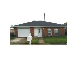 821 Ronson Dr, Kenner, LA 70065-2938