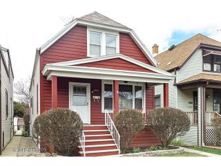 4866 Kilpatrick Ave, Chicago, IL 60630-1725