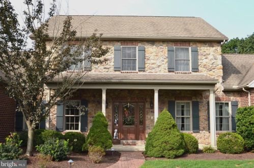 769 Walnut Run Ct, Harrisburg, PA 17112-8841
