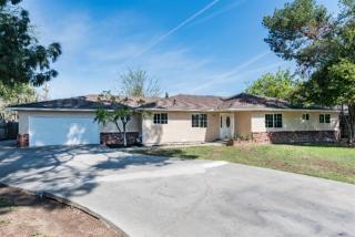 5941 Montecito Ave, Fresno, CA 93727-5532