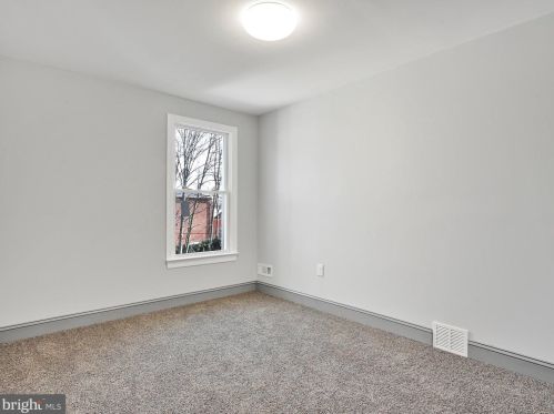 31 Mary St, Lancaster PA  17603-3330 exterior