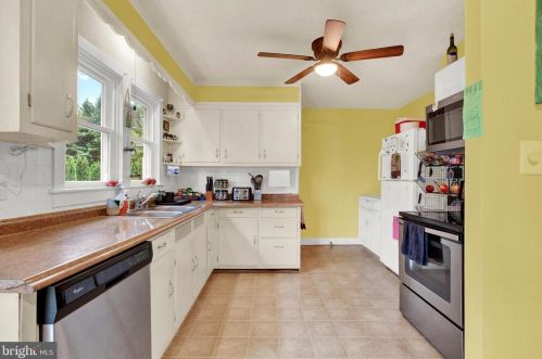 1919 Baltimore Pike, Hanover PA 17331-9603 exterior