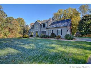 128 Devonshire Dr, Southington, CT 06489-4240