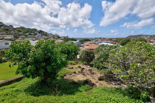 3805 Anuhea St, Honolulu HI  96816-3803 exterior