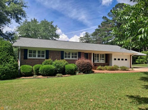 466 Minter Dr, Hampton, GA 30228-2305