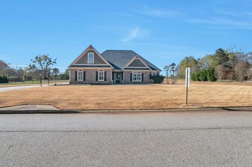 1111 Baxter Ct, Statham, GA 30666-3459