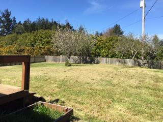 54922 Rosa Rd, Bandon OR  97411-7210 exterior