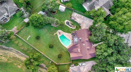 103 Pasadena Dr, Victoria, TX 77904-1608