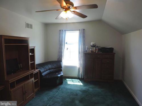 1053 Sterling Pl, Lancaster PA  17603-8839 exterior