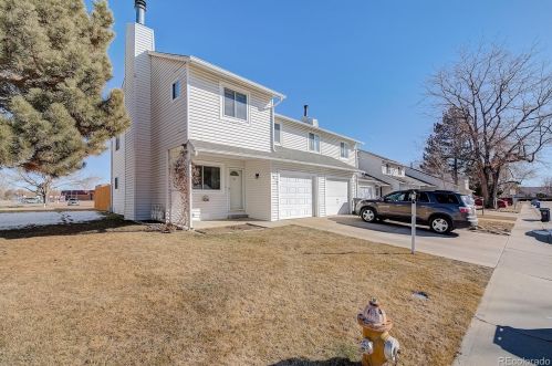 1519 Peacock Pl, Loveland, CO 80537-6516