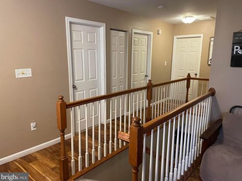 2258 Water Garden Dr, Hanover PA 17331-8319 exterior