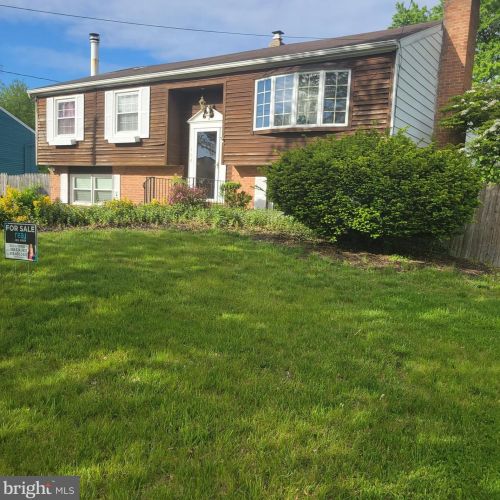 198 Buchanan Ave, Beverly, NJ 08010-2108