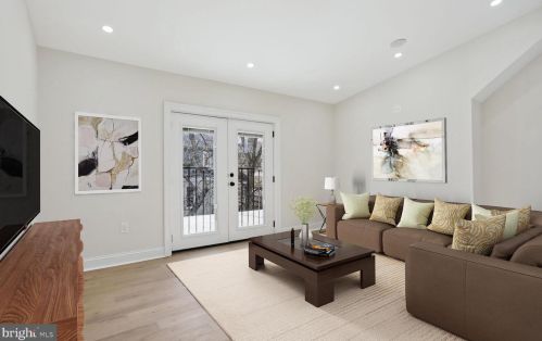 401 Boyd Ave, Silver Spring MD 20912-5404 exterior