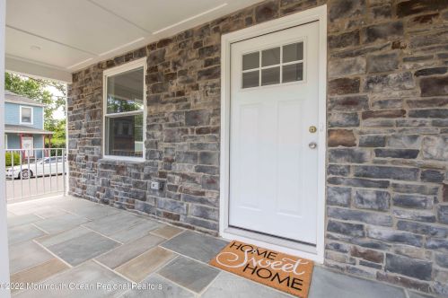 22 High St, Tinton Falls NJ  07724-3451 exterior