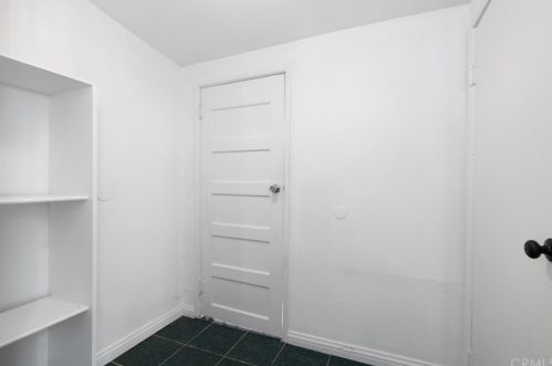 527 North St, Anaheim CA  92805-1932 exterior