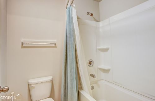 3843 Hempstead Way, Atlanta GA  30331-5268 exterior