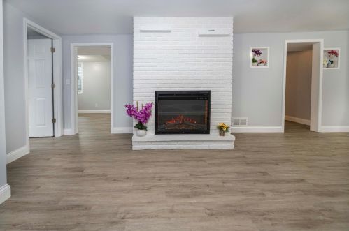 6214 Lilac Dr, Minneapolis MN  55430-2248 exterior