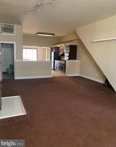 1432 12 St, Philadelphia PA 19147-4937 exterior