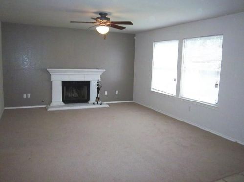 4300 Companeros Way, Austin TX  78749-3650 exterior