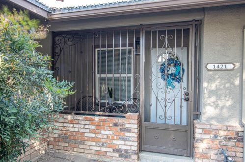 1421 Coffee Villa Dr, Modesto, CA 95355-1739