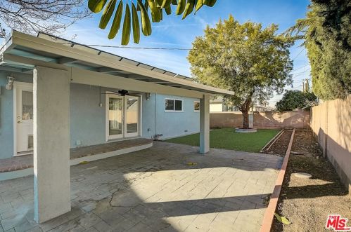 2661 Yale Ave, Anaheim CA  92801-4895 exterior