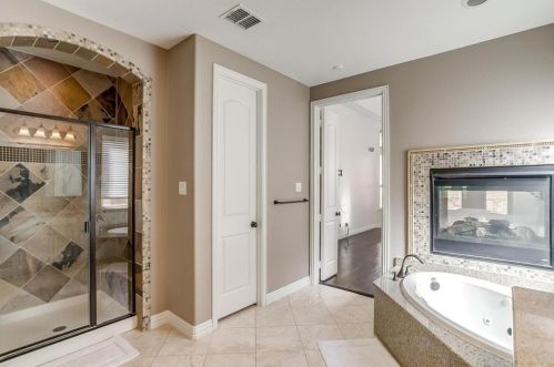 7401 Brightwater Rd, Fort Worth TX  76132-4325 exterior