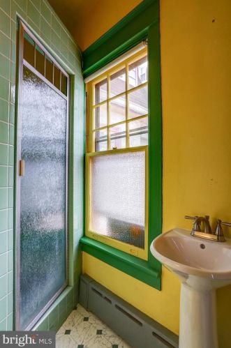 48 Cottage Ave, Lancaster PA  17602-3212 exterior