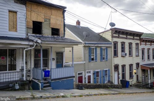427 Arch St, Primrose, PA 17901-2605