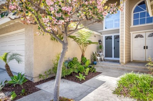 26302 Lily Gln, El Toro, CA 92630-7257