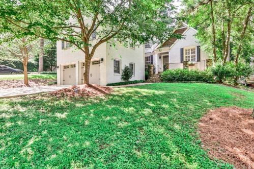 627 Hillpine Dr, Atlanta GA  30306-3222 exterior