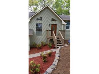 2835 Shaw Rd, Marietta, GA 30066-4053