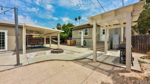 3457 Mulberry St, Riverside CA  92501-2944 exterior