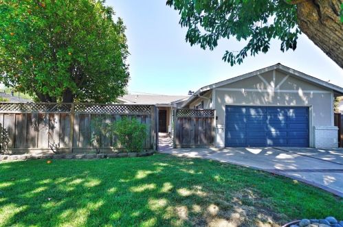 45 Butler St, Milpitas, CA 95035-4807