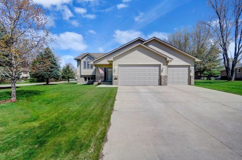 11771 4th St, Minneapolis, MN 55434-1917