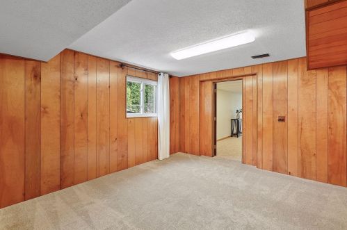 208 Colleen Ave, Saint Paul MN  55126-6252 exterior